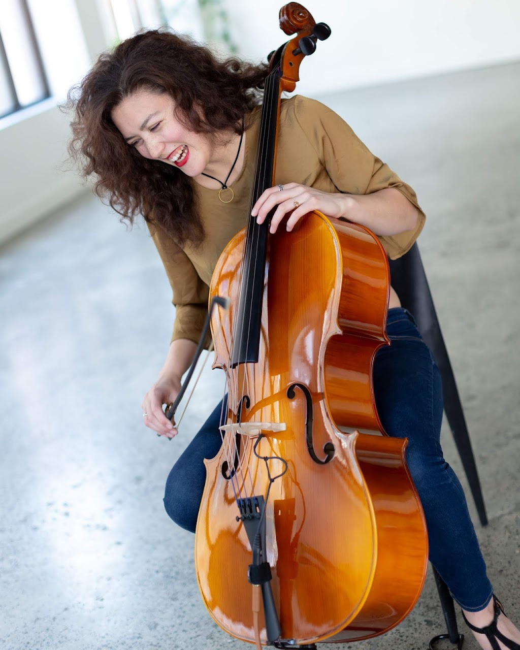 Cello Lessons Vancouver | 336 E 1st Ave, Vancouver, BC V5T 4R6, Canada | Phone: (778) 227-4167