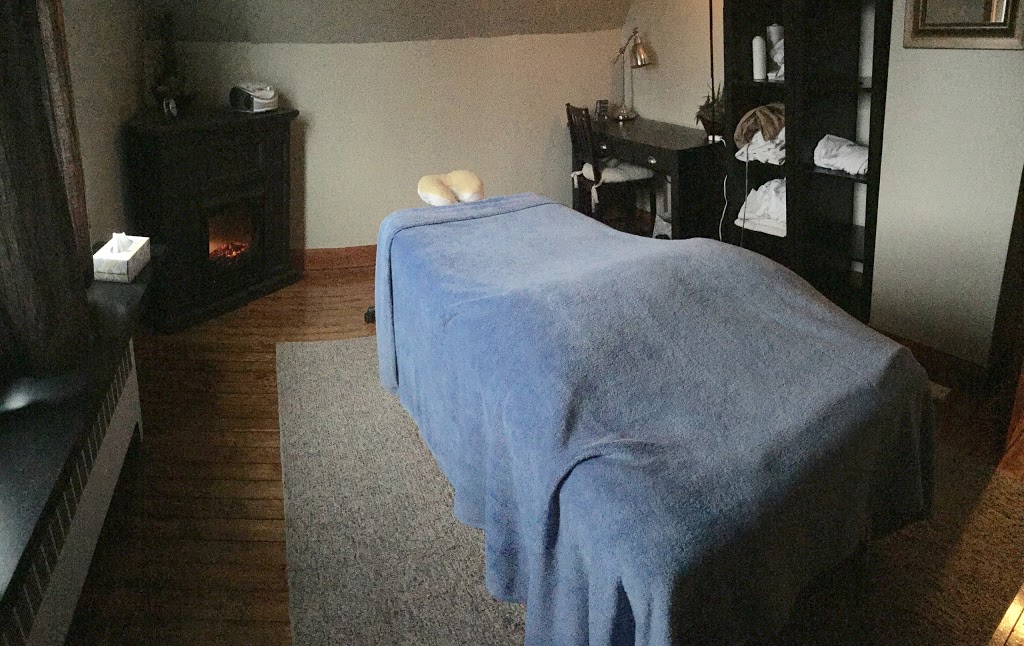 Vida Massage & Wellness | 39 John St W, Bradford, ON L3Z 2A9, Canada | Phone: (905) 775-1101