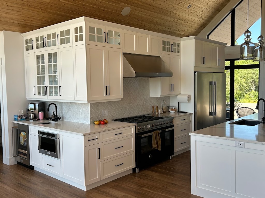 roger richard woodworking | 87 Renaud Rd, Saint-Antoine, NB E4V 1N1, Canada | Phone: (506) 525-9526