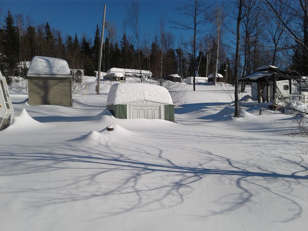 Camping Chez Son Père Ste-Beatrix | 454 Rang Saint Paul E, Sainte-Béatrix, QC J0K 1Y0, Canada | Phone: (450) 750-3471