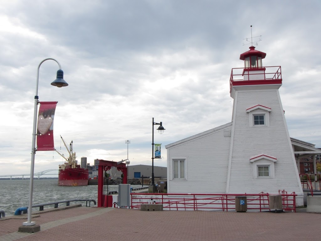 Croisières M-S Jacques-Cartier Et M-V Le Draveur | Rue du Fleuve, 1400 Rue Parc Portuaire, Trois-Rivières, QC G9A 5E3, Canada | Phone: (418) 252-0636