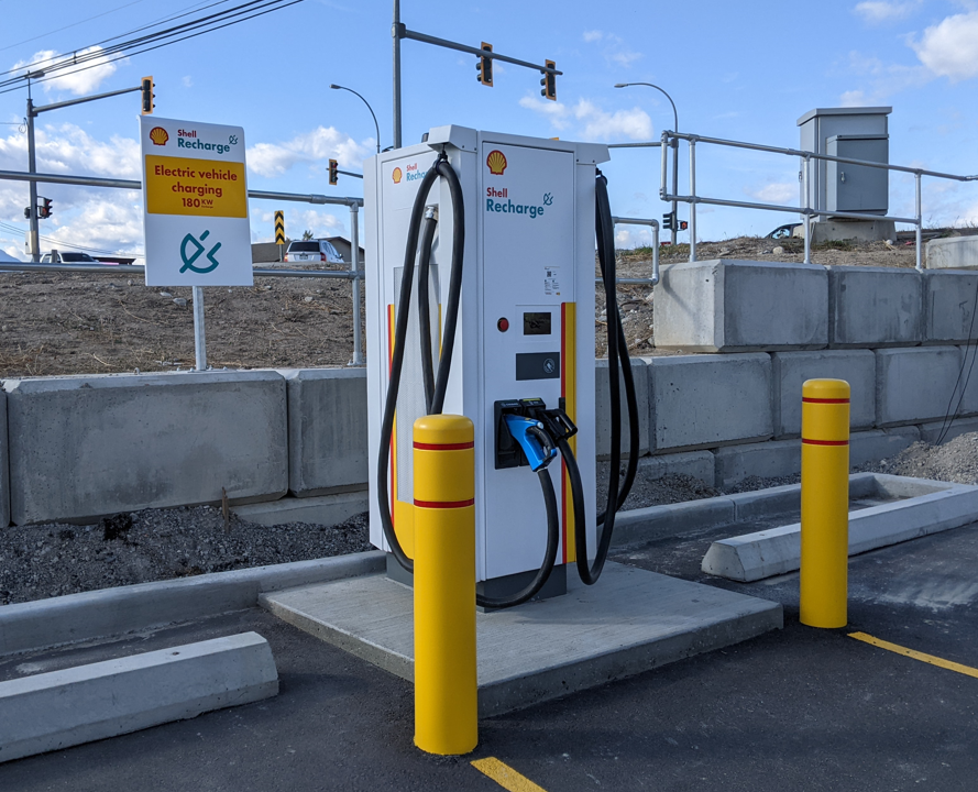 Shell | 4900 Athalmer Rd, Invermere, BC V0A 1K3, Canada | Phone: (778) 526-5336