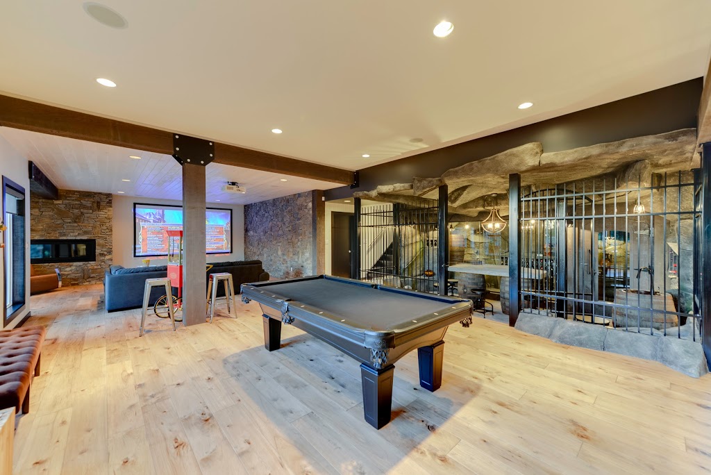 RE/MAX Executives Realty : Amit Bindra | 520 Academy Rd, Winnipeg, MB R3N 2A8, Canada | Phone: (204) 293-8899