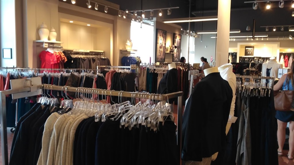 Banana Republic | 1445 99 St NW, Edmonton, AB T6N 0B4, Canada | Phone: (780) 490-5333