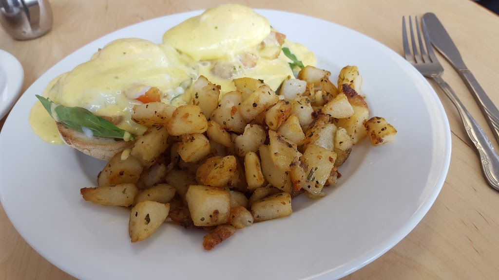 Dads Homemade Soups and Sangys | 2806 Jacklin Rd #102, Victoria, BC V9B 5A4, Canada | Phone: (778) 432-3900