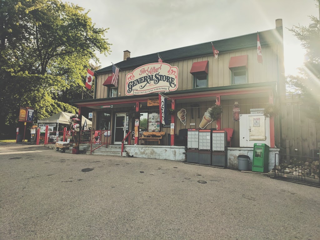 Port Albert General Store and Pub | 4 Central Wellington St, Goderich, ON N7A 3X9, Canada | Phone: (519) 529-7334