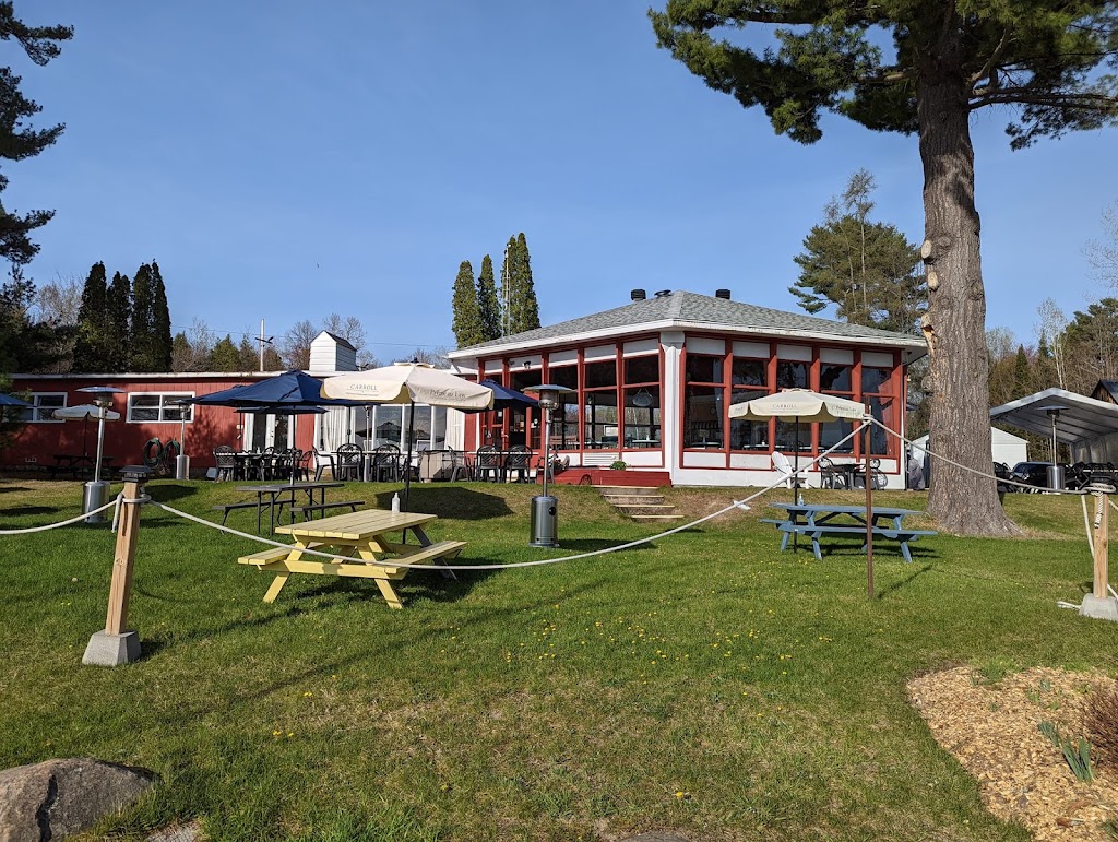 The Hexagon Waterfront Patio and Restaurant | 34 Pier Rd, Deep River, ON K0J 1P0, Canada | Phone: (613) 775-0242