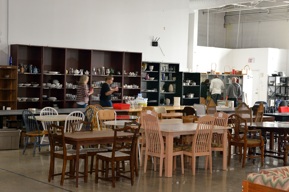 Furniture Bank | 25 Connell Ct #1, Etobicoke, ON M8Z 1E8, Canada | Phone: (416) 934-1229