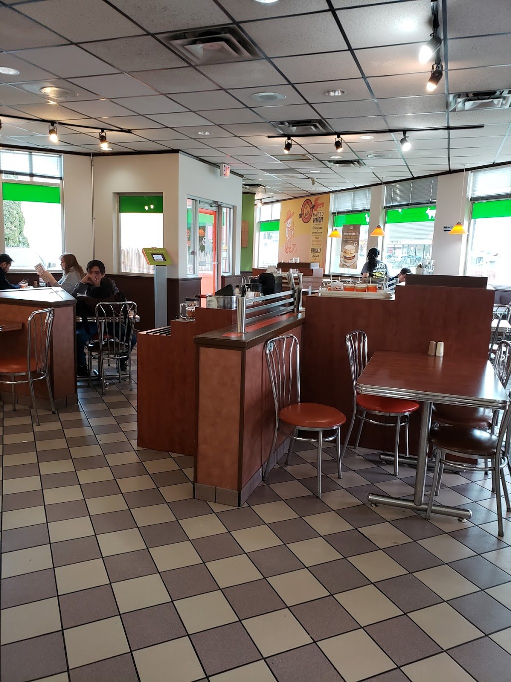 A&W Canada | 2033 E Hastings St, Vancouver, BC V5L 1T9, Canada | Phone: (604) 255-5942
