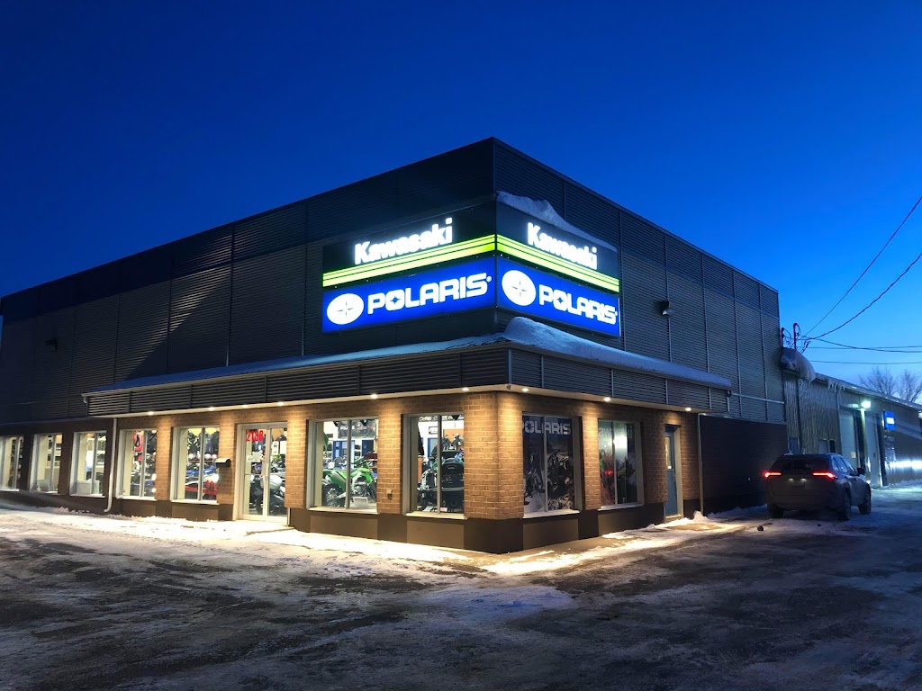 Jean Dumas Maximum Sport Saguenay | 2138 Boulevard St Jean Baptiste, Chicoutimi, QC G7H 7W2, Canada | Phone: (418) 549-3956