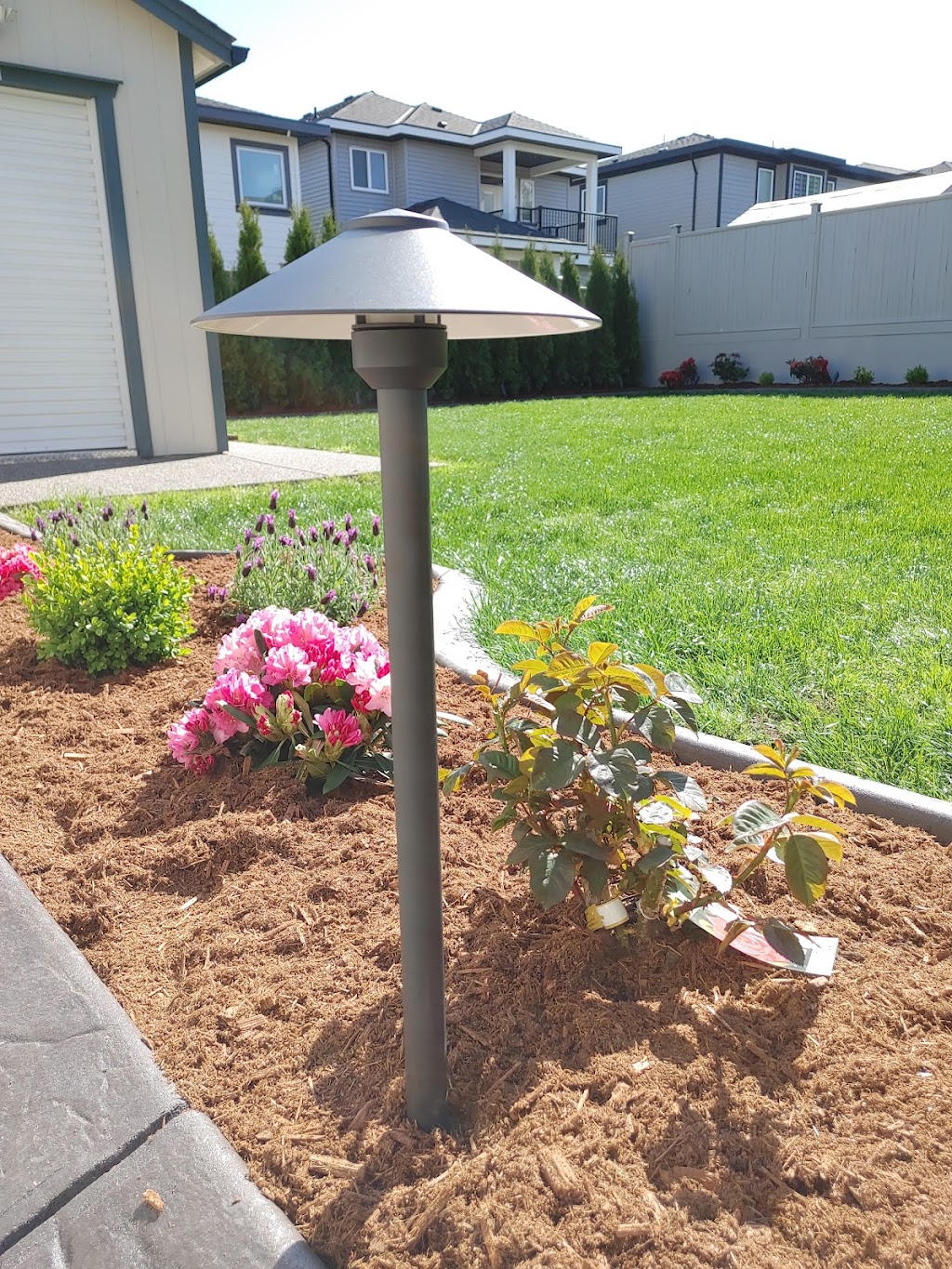 Lower Mainland Landscape Lighting | point of interest | 30620 Progressive Way #306, Abbotsford, BC V2T 6Z2, Canada | 6047049919 OR +1 604-704-9919