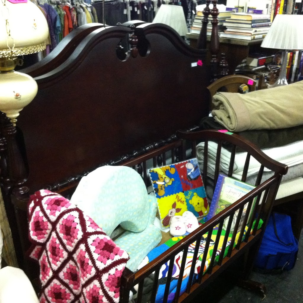 Global Village | 121 Bridge St, Bradford, ON L3Z 3H3, Canada | Phone: (905) 551-9000