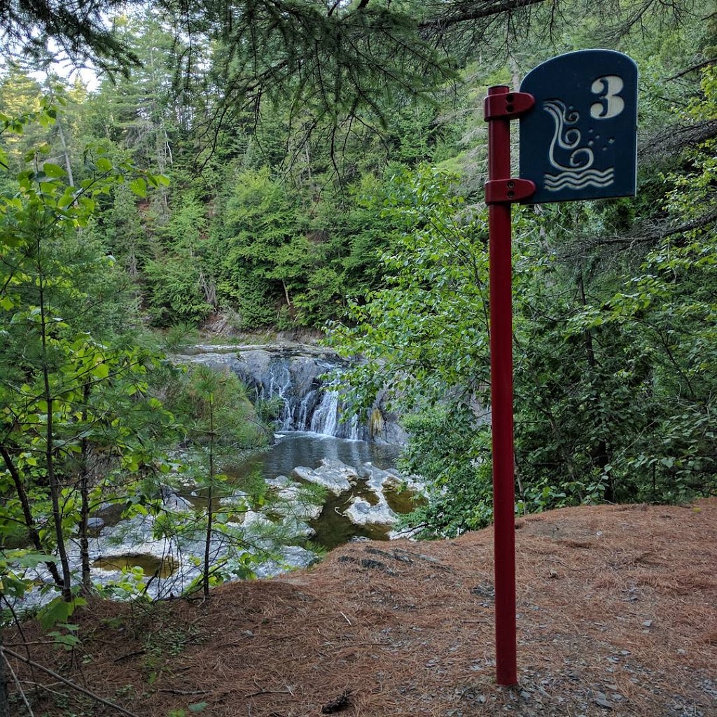 Parc des Sept-Chutes | 570 25e Av, Saint-Georges, QC G5Z 1G7, Canada | Phone: (418) 228-8151