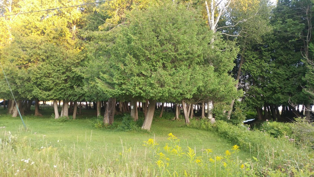 Centre touristique du Lac-Simon | 1216 Rue Principale, Duhamel, QC J0V 1G0, Canada | Phone: (800) 665-6527