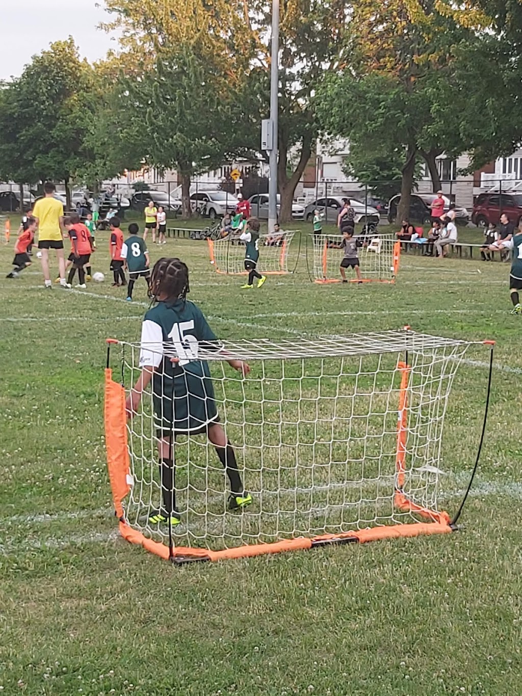 Club de Soccer LaSalle SC | 707 75e Avenue, LaSalle, QC H8R 3Y2, Canada | Phone: (514) 367-6524