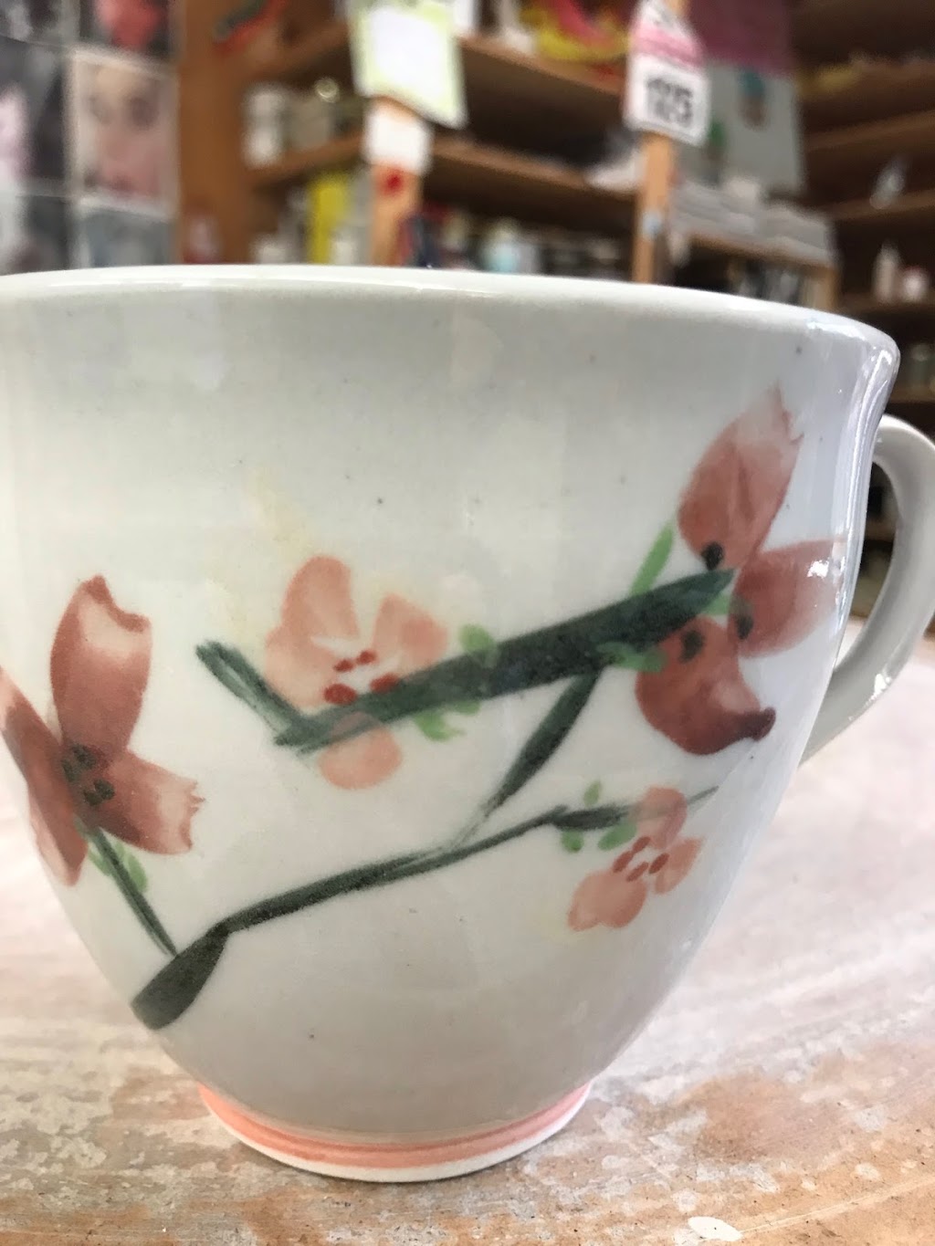 Carol Grant Pottery | 10 Beach Ave, Deep River, ON K0J 1P0, Canada | Phone: (613) 602-2198