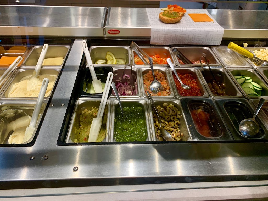 South St. Burger | Tsawwassen Mills, 5000 Canoe Pass Way Unit 633, Delta, BC V4M 4G8, Canada | Phone: (604) 382-0092