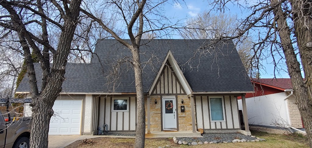 Average Joes Roofing | 31 Burnaby Bay, Winnipeg, MB R2C 5G2, Canada | Phone: (204) 293-9420