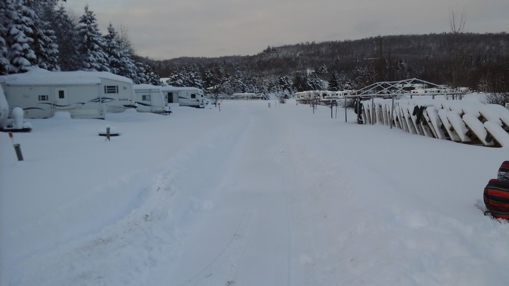 Camping St-Michel | 6725 Route Principale, Wentworth-Nord, QC J0T 1Y0, Canada | Phone: (450) 533-1093