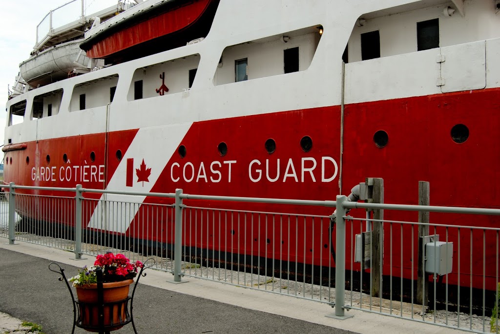 Marine Museum of the Great Lakes at Kingston | 53 Yonge St, Kingston, ON K7M 6G4, Canada | Phone: (613) 542-2261