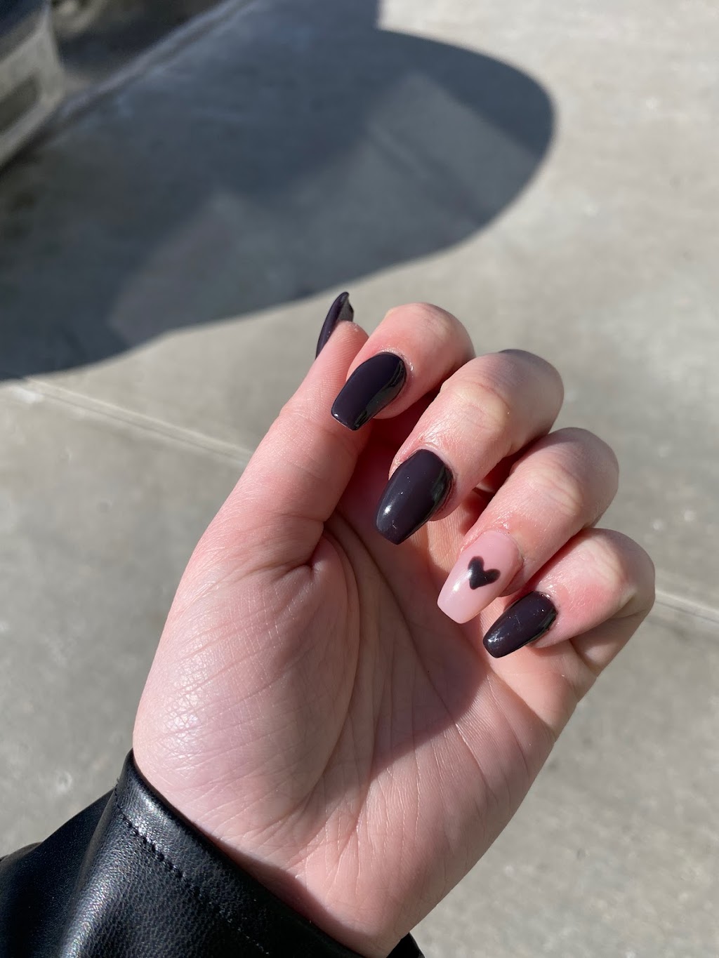 Goldfinger Nails Studio & Spa Ltd. | 8720 Macleod Trail #21, Calgary, AB T2H 0M4, Canada | Phone: (403) 252-5542