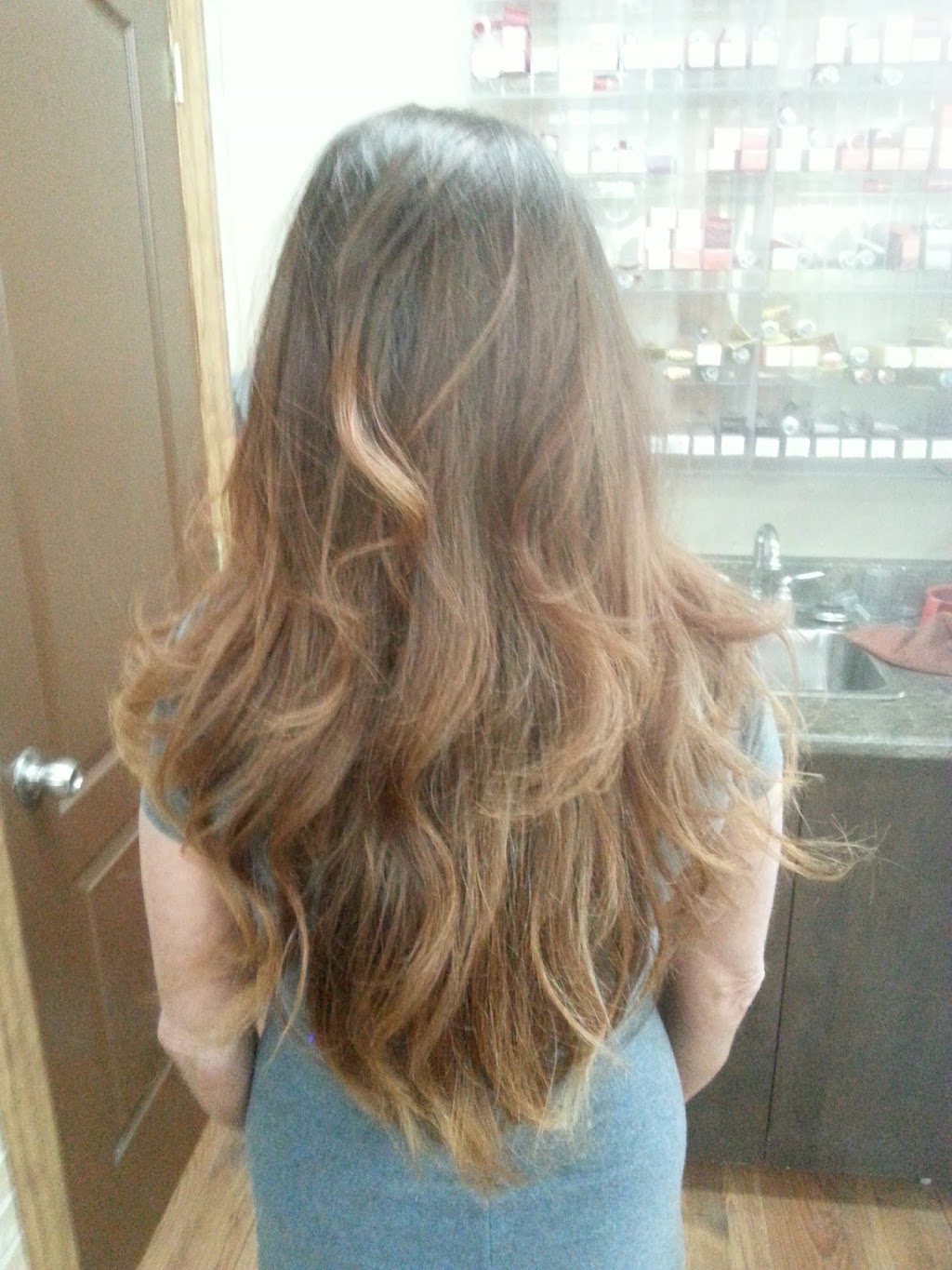 Salon Christine | 390 Rue Bernard, Terrebonne, QC J6W 1L8, Canada | Phone: (450) 471-5999
