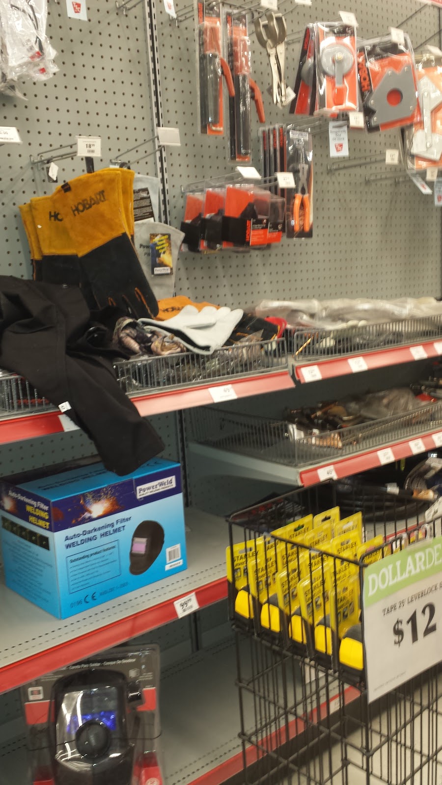 TSC Stores | 164-190 Holland St W, Bradford, ON L3Z 2A9, Canada | Phone: (905) 775-0562