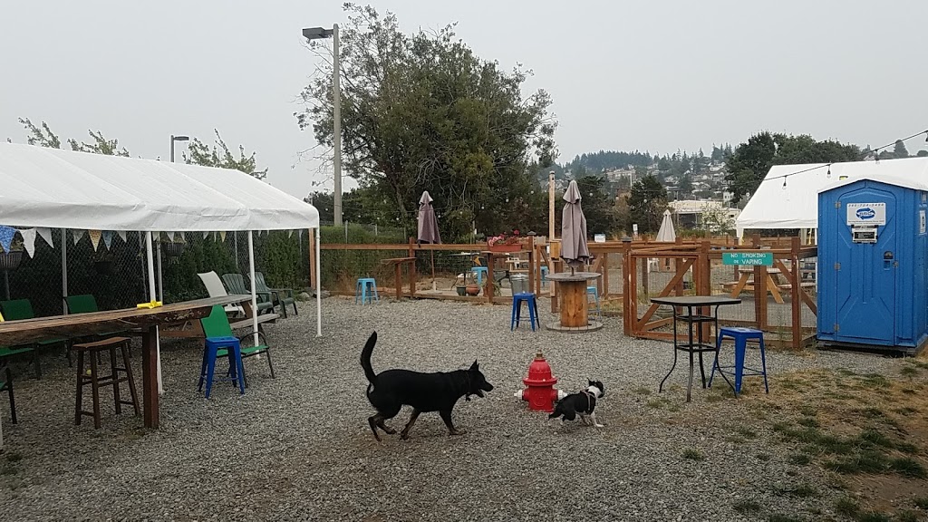 Paws For A Beer | 501 Harris Ave, Bellingham, WA 98225, USA | Phone: (360) 733-7297
