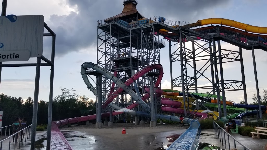 Calypso Theme Waterpark | 2015 Calypso St, Limoges, ON K0A 2M0, Canada | Phone: (613) 443-9995
