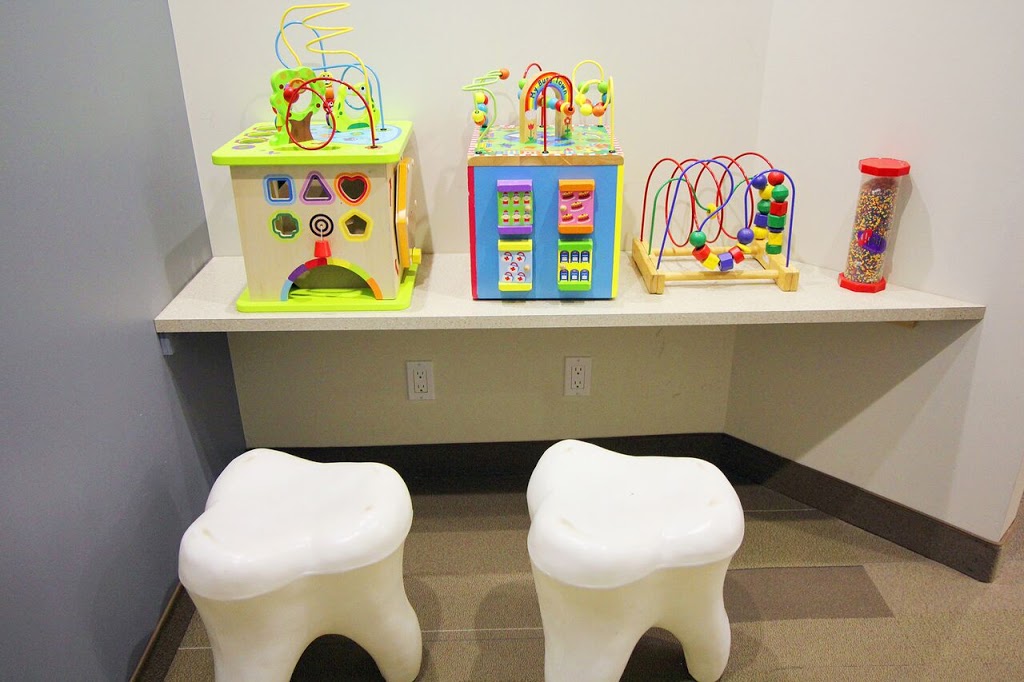 Village Lane Dental Centre | 700 Village Ln #2, Okotoks, AB T1S 1Z6, Canada | Phone: (403) 938-7444