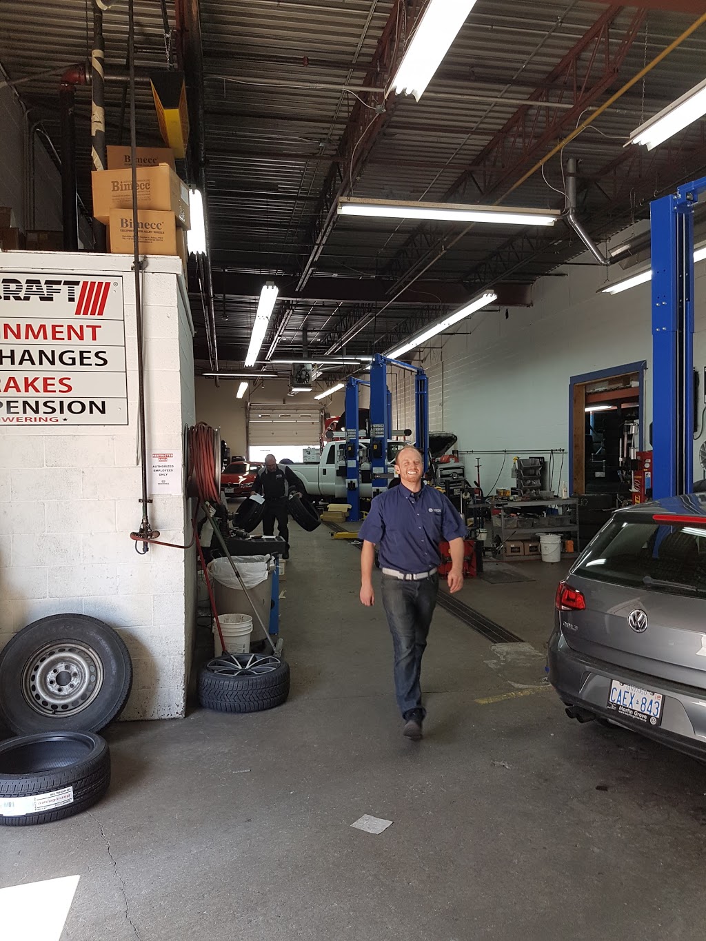 Mega Autohaus, Inc. | 12A- 1075 Queensway E, Mississauga, ON L4Y 4C8, Canada | Phone: (289) 813-7255