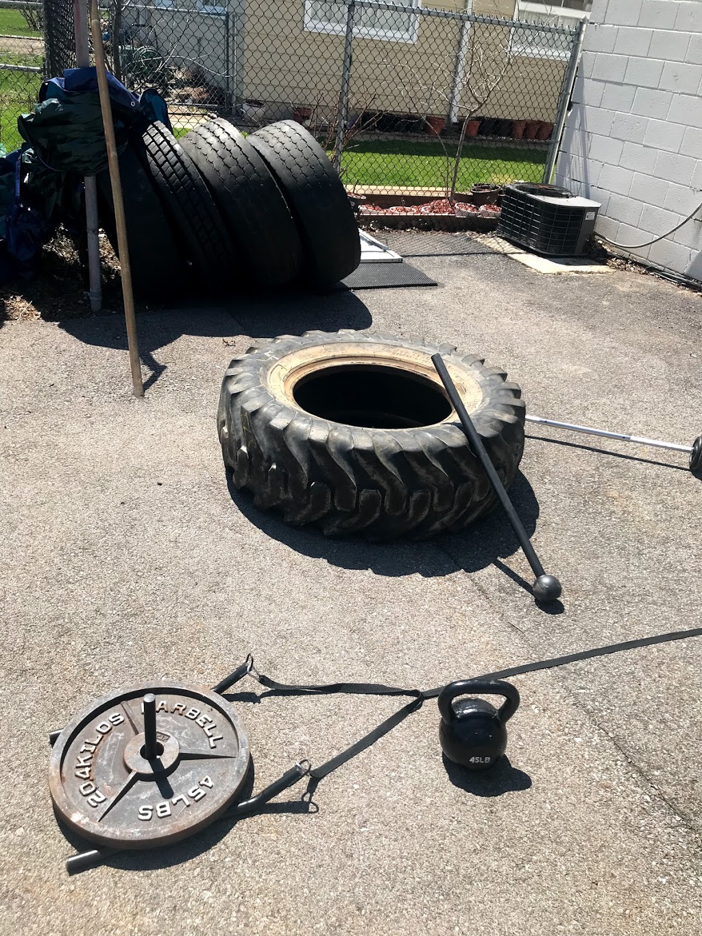 Brick House Fitness | 4751 Southwestern Blvd, Hamburg, NY 14075, USA | Phone: (716) 574-7219