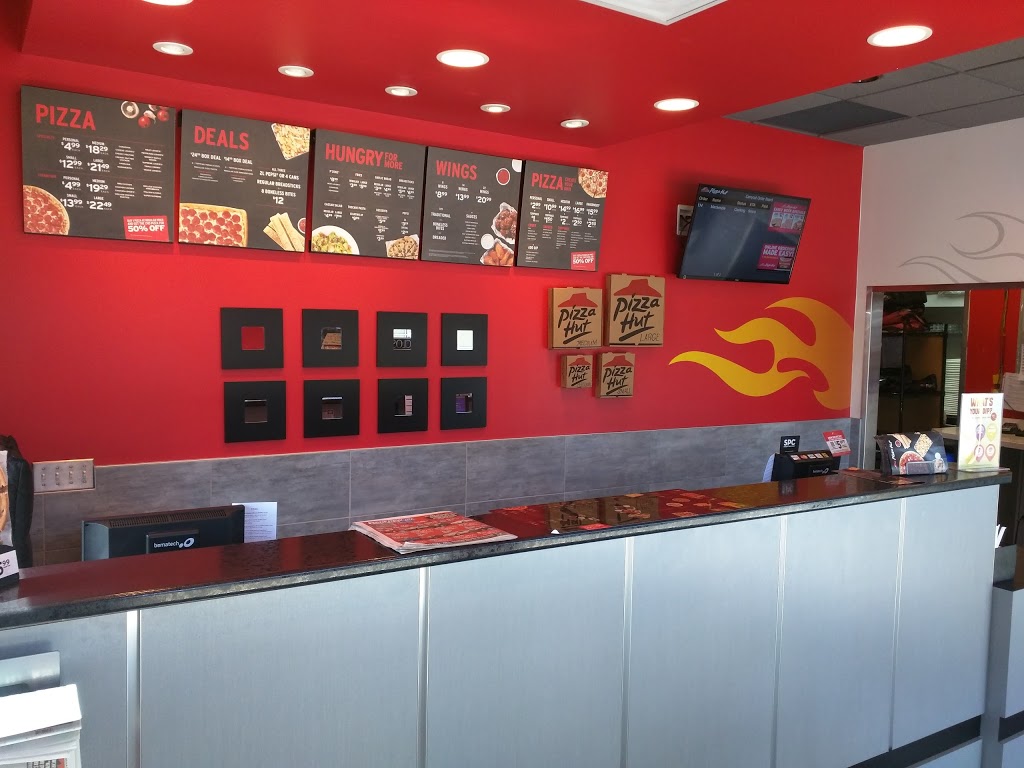 Pizza Hut | 10233 Elbow Dr SW, Calgary, AB T2W 1E6, Canada | Phone: (403) 310-1010