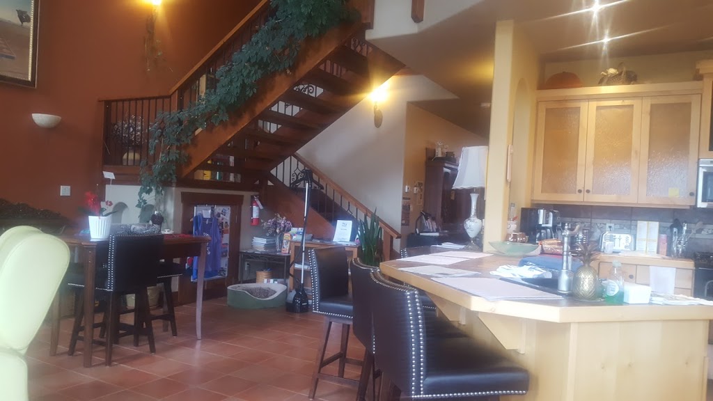 Casa Grande Inn | 1070 Lakeshore Dr Unit 201, Penticton, BC V2A 1C1, Canada | Phone: (250) 276-3030
