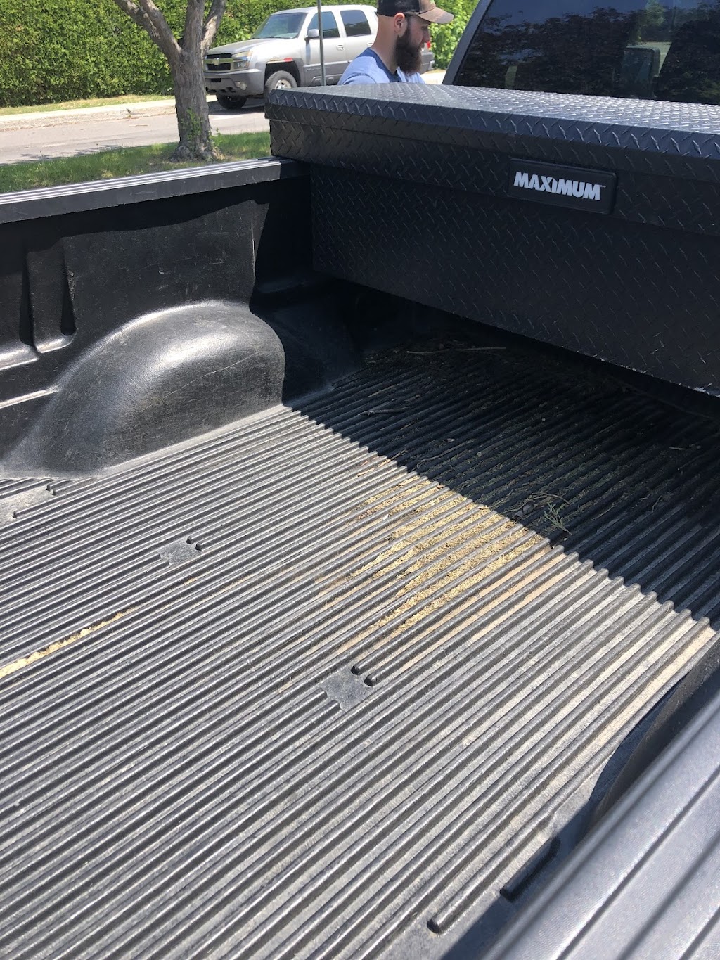 Lave Auto Qualite Plus | 202 Rue St-Charles, Sainte-Thérèse, QC J7E 2B4, Canada | Phone: (450) 971-0101