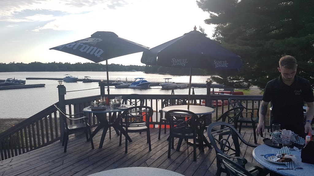 Flynns Inn Irish Pub | Delawana Rd, Honey Harbour, ON P0E 1E0, Canada | Phone: (705) 756-4782