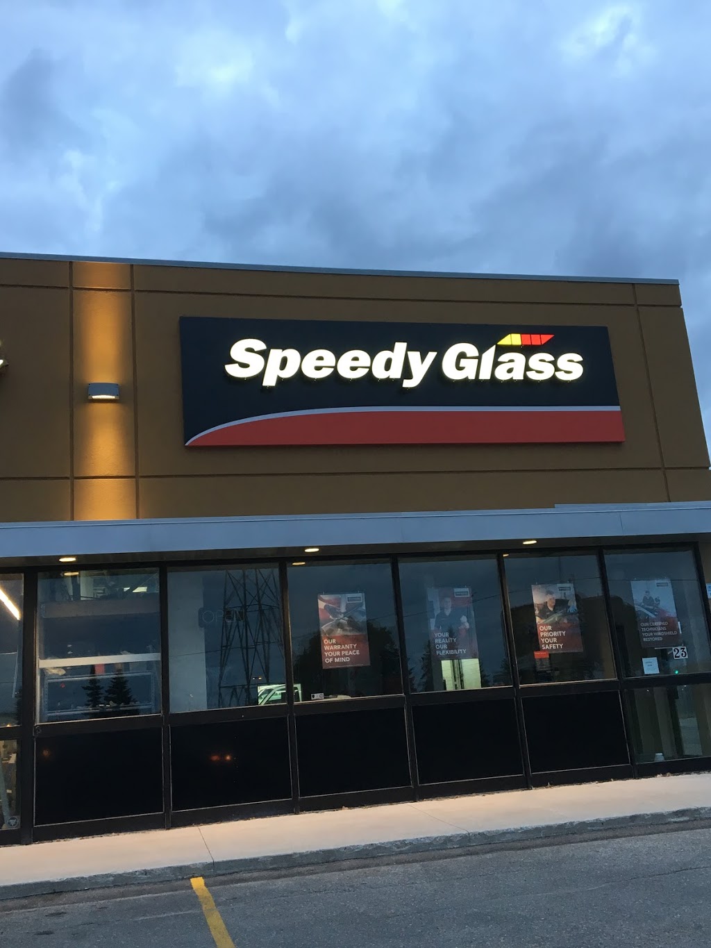 Speedy Glass | 1500 Regent Ave W Unit 23, Winnipeg, MB R2C 3A8, Canada | Phone: (204) 663-2777