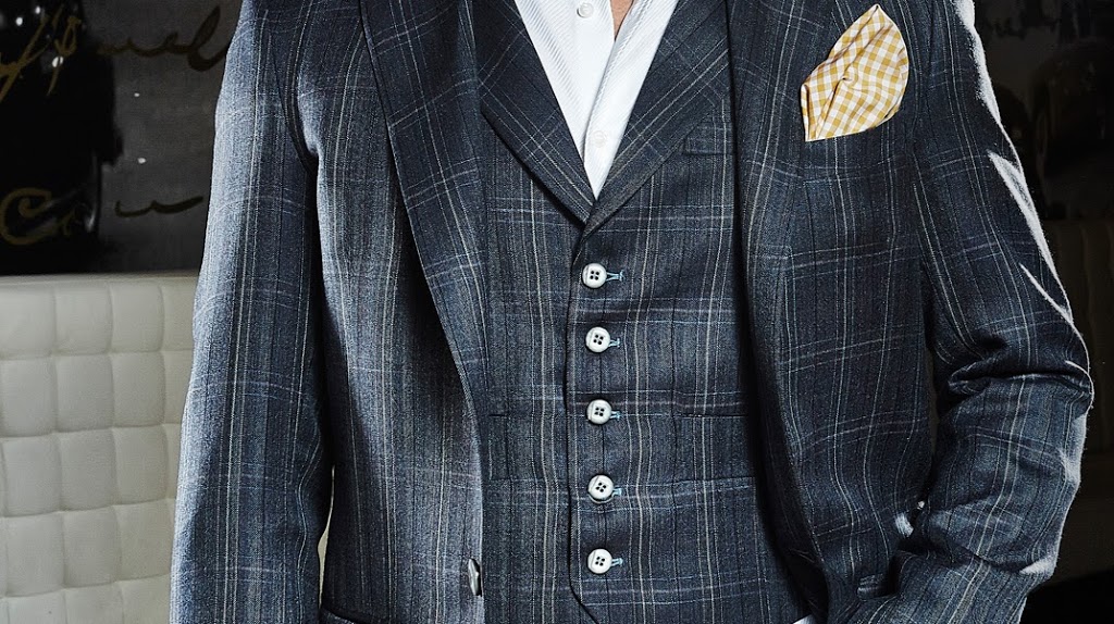 Calabretta | 7766 Martin Grove Rd, Woodbridge, ON L4L 2C7, Canada | Phone: (905) 850-8262