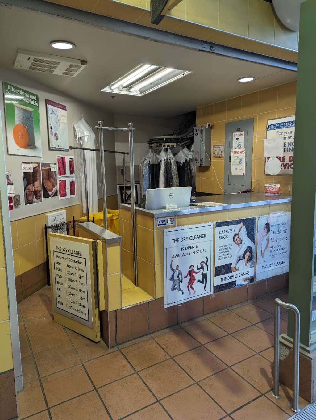 The Dry Cleaner | 1059 Plains Rd E, Burlington, ON L7T 4K1, Canada | Phone: (905) 333-1812