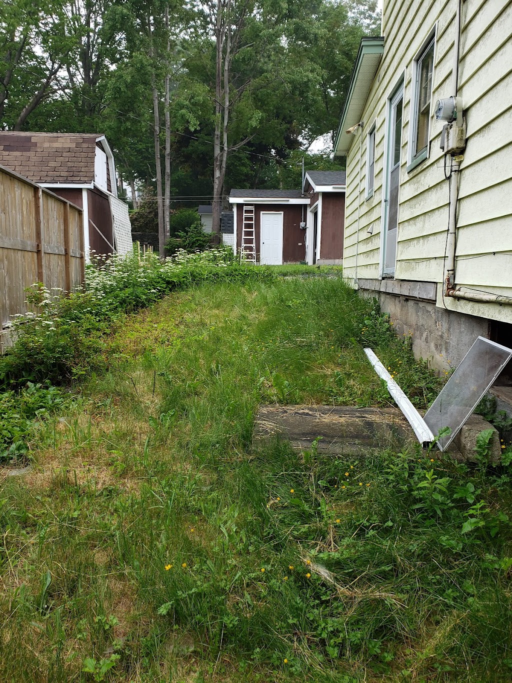 Villa Bayview | 1 Dexter Ave, Brooklyn, NS B0J 1H0, Canada | Phone: (647) 768-1130