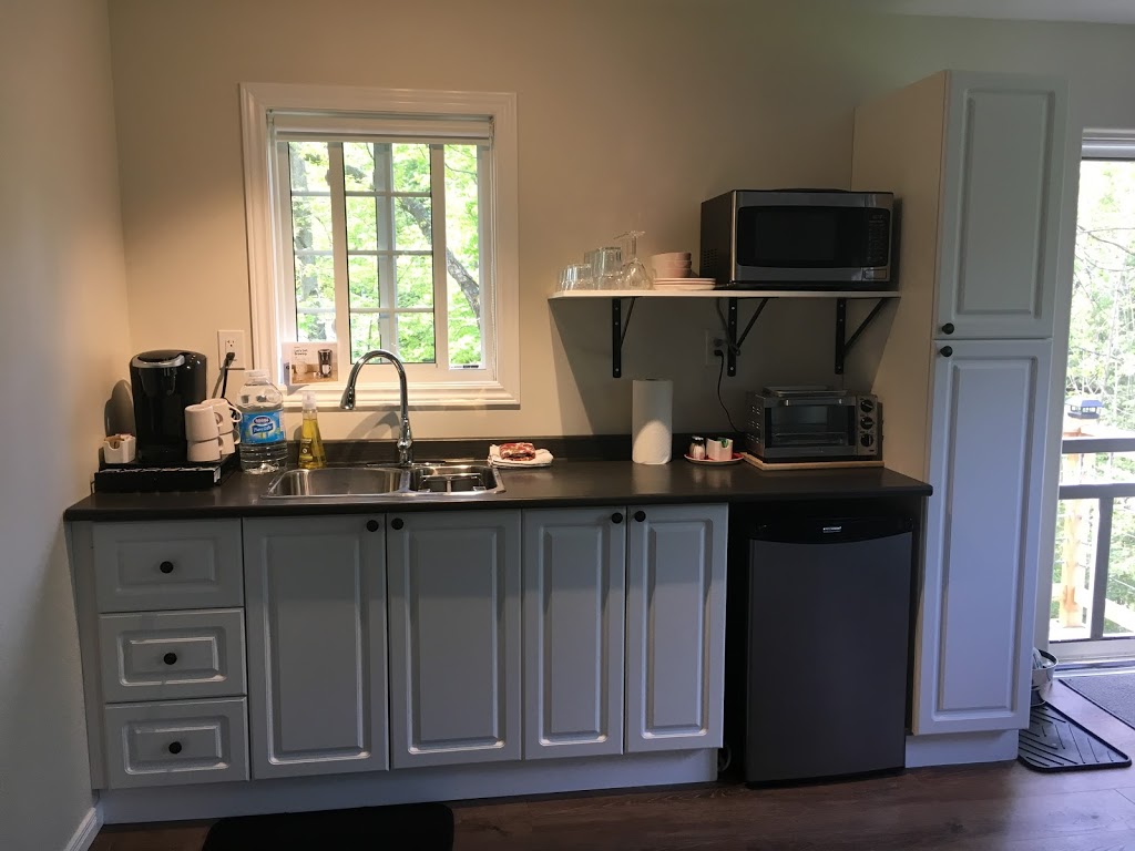 The Treehouse Guest Suites | 161 Point Rd, Flesherton, ON N0C 1E0, Canada | Phone: (905) 392-1494