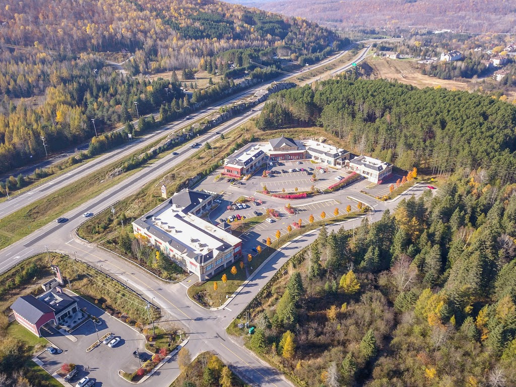 Factoreries Tremblant | 2555 Rue De LAulnaie, Mont-Tremblant, QC J8E 0E5, Canada | Phone: (514) 354-5920