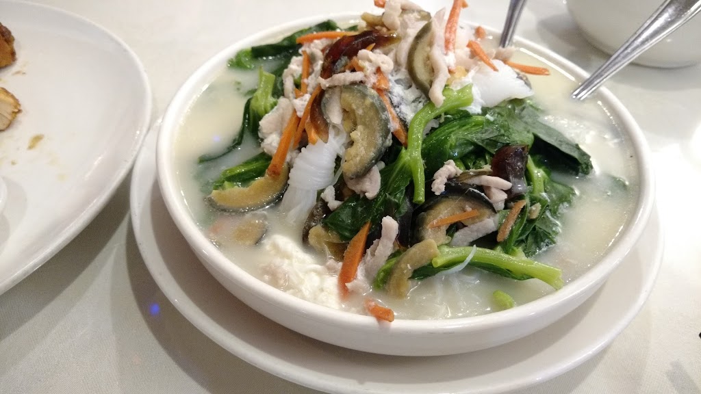 Edgemont City Asian Cuisine | 45 Edenwold Dr NW #209, Calgary, AB T3A 3S8, Canada | Phone: (403) 547-0239