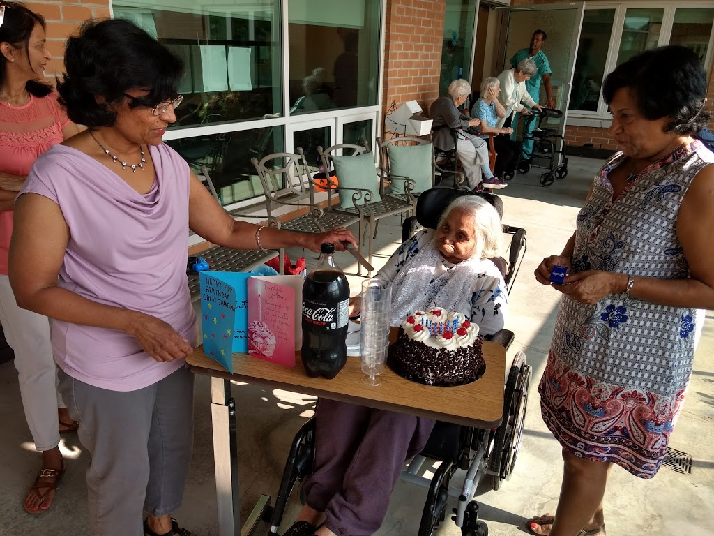 Chartwell Woodhaven Long Term Care Residence | 380 Church St, Markham, ON L6B 1E1, Canada | Phone: (905) 472-3320