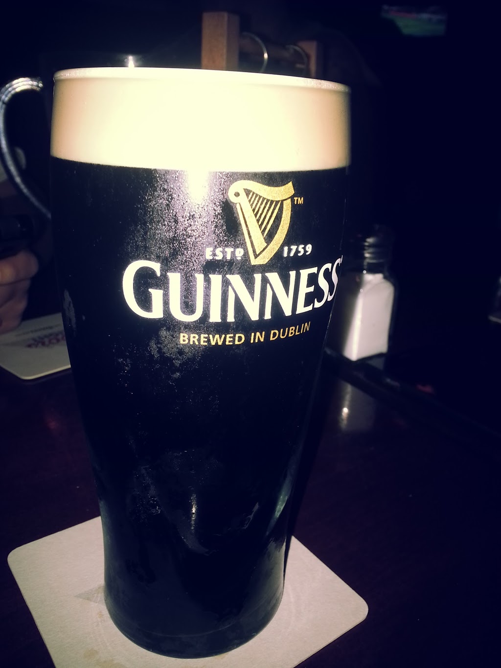 Bull and Barrel Pub | 901-75 Cedar Pointe Dr, Barrie, ON L4N 5R7, Canada | Phone: (705) 719-4600