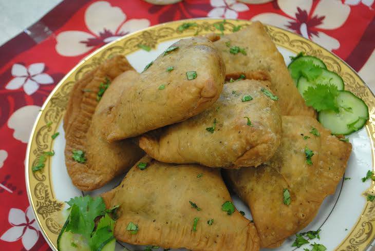 Al-Rahman Samosa King | 1335 Thurlow Rd, Victoria, BC V8S 1L6, Canada | Phone: (250) 896-4038