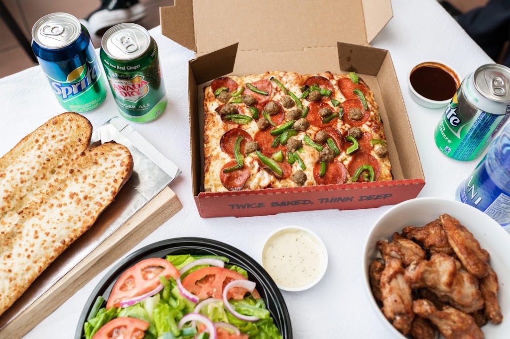 Robins Donuts & 241 Pizza | 121 Souxe Avenue south, Fort QuAppelle, SK S0G 1S0, Canada | Phone: (306) 332-0241