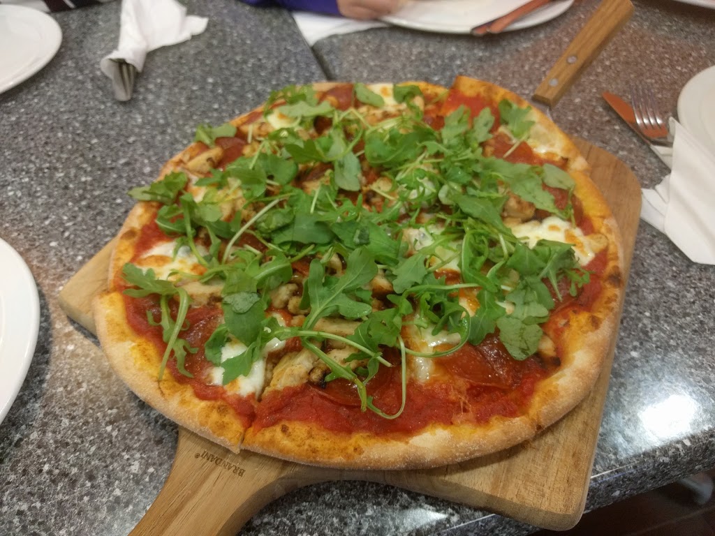 Applestone Pizzeria | 1900 Appleby Line, Burlington, ON L7L 0B7, Canada | Phone: (905) 331-1003