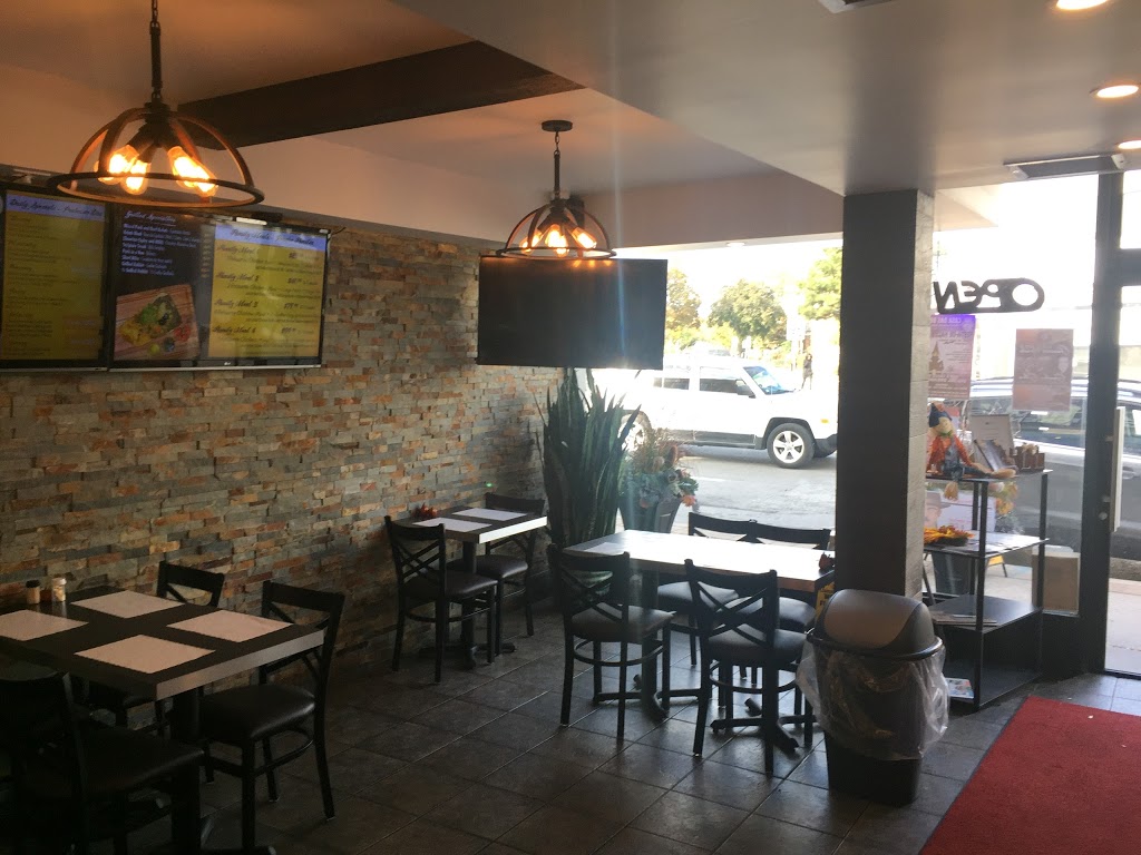 St Matthews BBQ Chicken | 527 Rogers Rd, York, ON M6M 1B4, Canada | Phone: (416) 658-4126