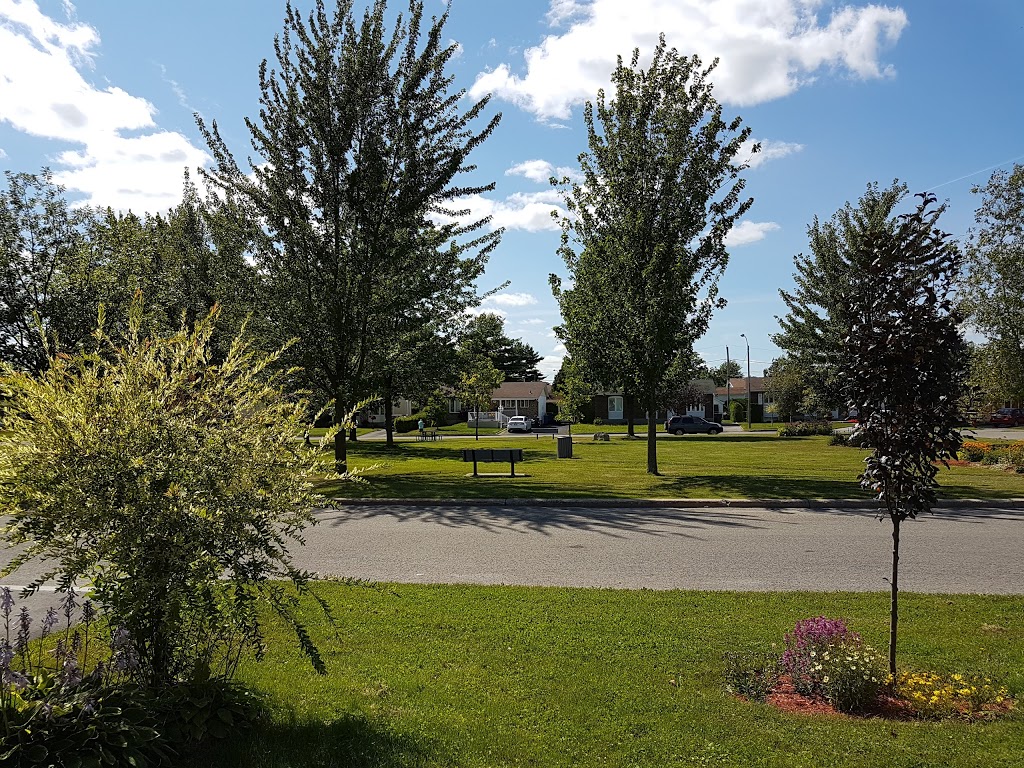 Parc des Seigneurs | 1705 Place des Souverains, Terrebonne, QC J6W 3S2, Canada